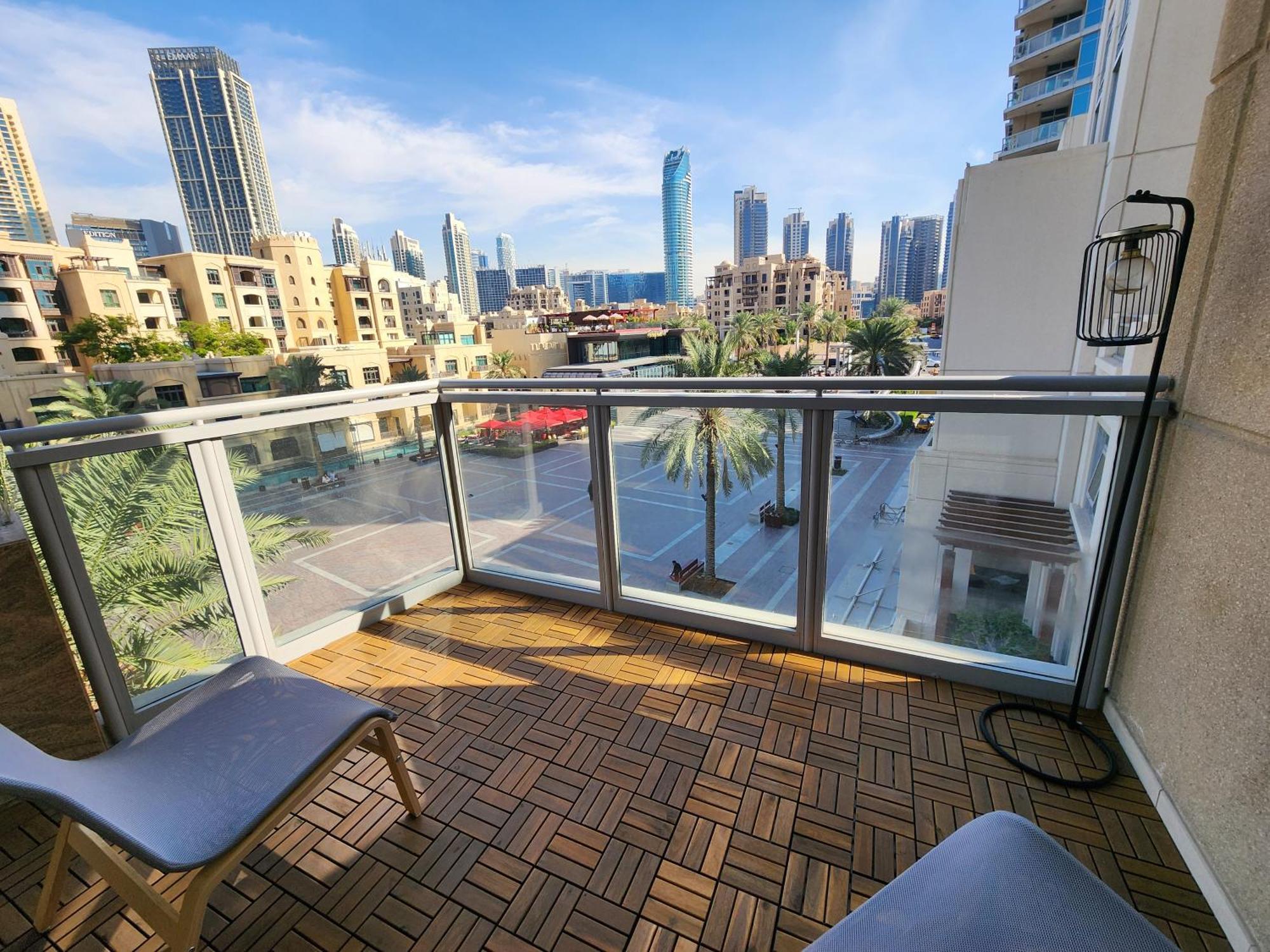 Downtown Oasis, Burj Khalifa Views, Luxury Amenities Lejlighed Dubai Eksteriør billede