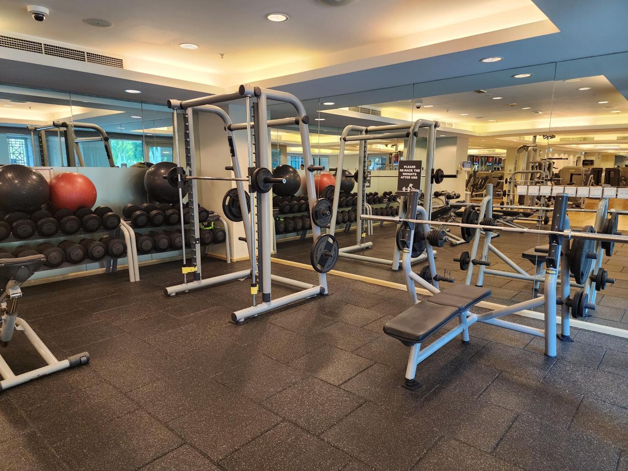 Downtown Oasis, Burj Khalifa Views, Luxury Amenities Lejlighed Dubai Eksteriør billede