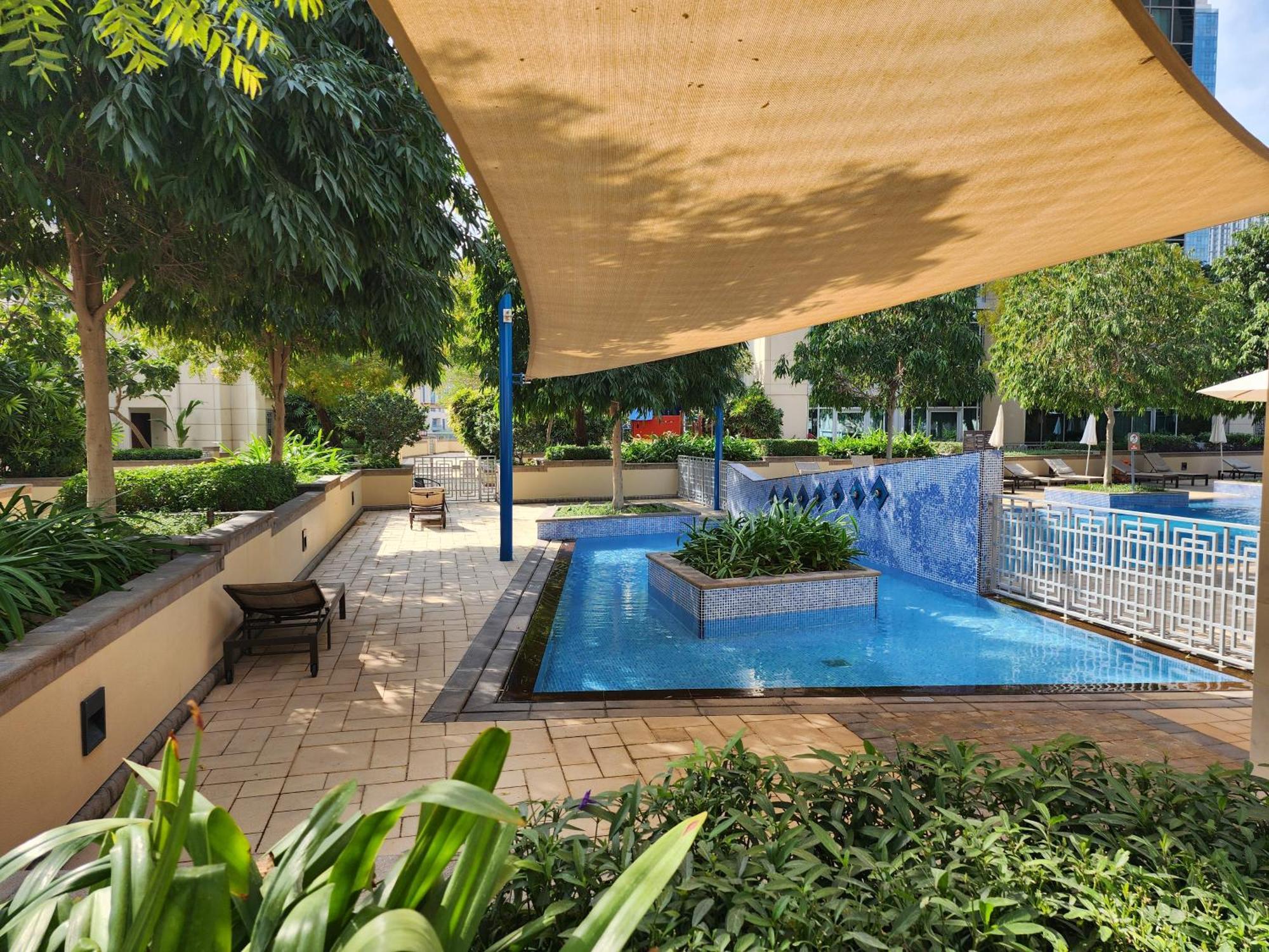 Downtown Oasis, Burj Khalifa Views, Luxury Amenities Lejlighed Dubai Eksteriør billede