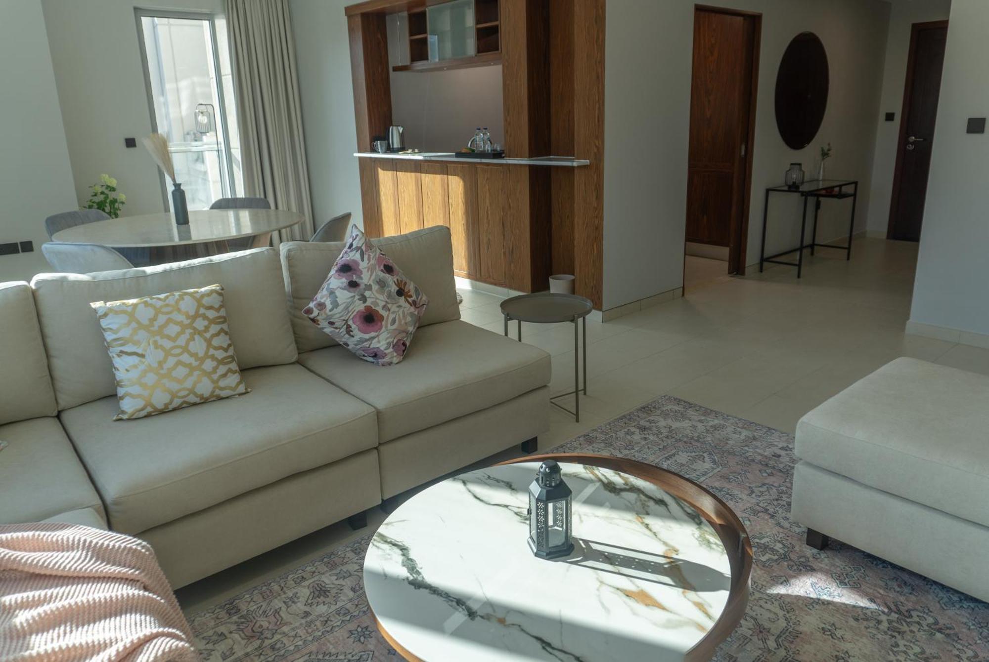 Downtown Oasis, Burj Khalifa Views, Luxury Amenities Lejlighed Dubai Eksteriør billede